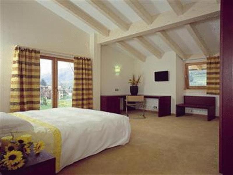 Bio Hotel Benny Mezzana  Bagian luar foto